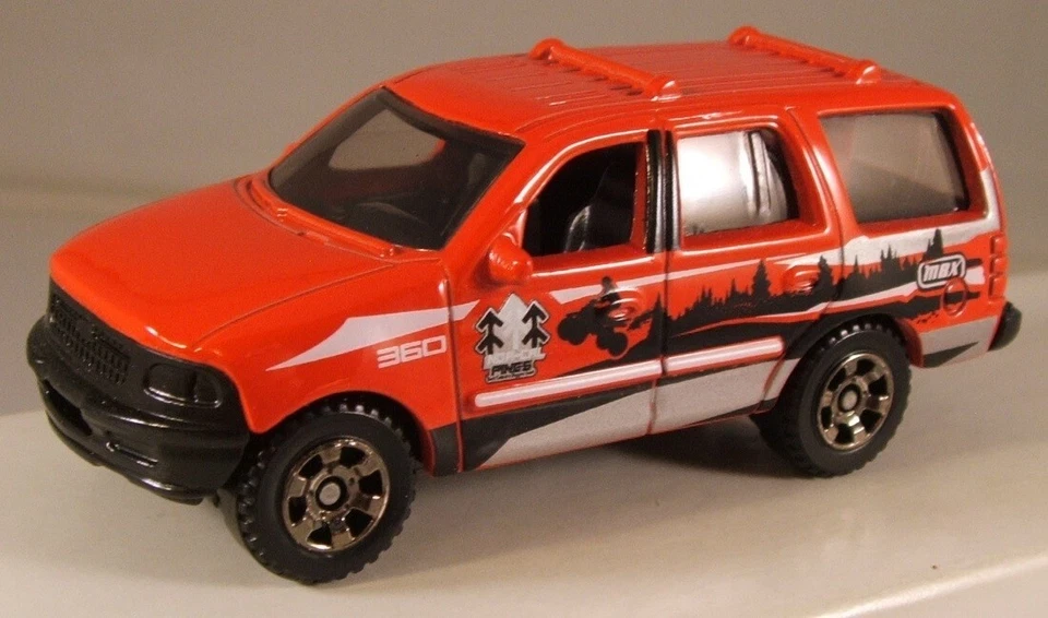 MATCHBOX #110 Ford Expedition, 2018 issue (LOOSE / MINT) - Image 1 of 2