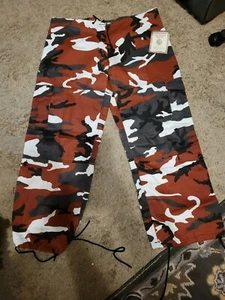 Womens Camo Pants Red Camouflage Paratrooper Style Fatigues Rothco 3782 - Picture 1 of 9
