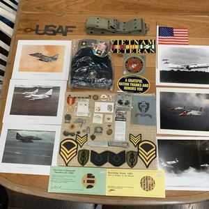 Vintage Junk Drawer Military Lot - Badges Pins Buttons Ribbons Medals Photos Etc - Bild 1 von 24