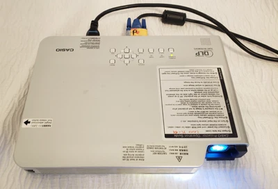 Used CASIO DATA PROJECTOR XJ-S47 With Carry Case Power Cord & Data Cable - Image 1 of 4