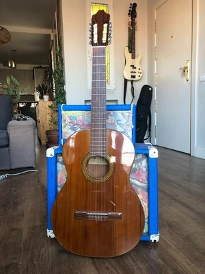 Classical Guitar Vicente Carrillo 1987, 5A 1987 - Natural. Guitarra Española - Image 1 of 4