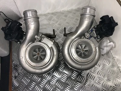 Aston Martin DB11 5.2 V12 608PS HY53-9G438-AB HY53-9G438-BB Turbolader Paar - Bild 1 von 4