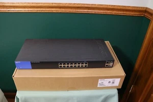 Linksys 18 Ports Smart Gigabit Switch LGS318 gebraucht, funktioniert - Bild 1 von 11