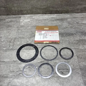 Fisher RGASKETX252 Valve Gasket Kit, New - Picture 1 of 7