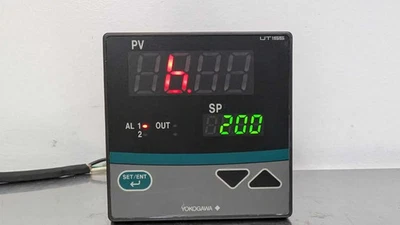 Yokogawa UT155-RN/AL Temperature Controller S5 50°C 100-240VAC 8A - Image 1 of 4