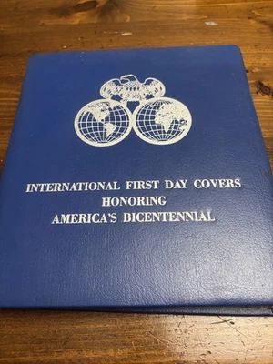 International First Day Covers Album American Bicentennial 32 First Day Covers - Image 1 of 4