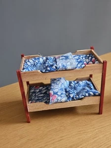 Vintage Lundby Barton Caroline's Home Dolls House Bunk Beds+Bedding 1:16 70s VGC - Picture 1 of 6