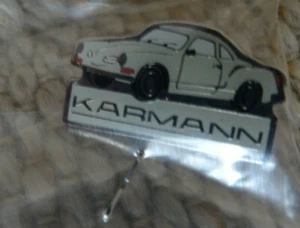 Pin / Badge mit Knopf | Karmann Ghia Coupé | neu und OVP - Bild 1 von 2