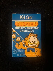 Vintage 1978 Garfield Adhesive Bandages 3/4" Made In USA ๐บ๐ธ Kitty Cat Collect - Picture 1 of 8