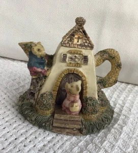 Teapot Trinket Box House Shaped Resin Cottage Ornament Mice Figurines - Picture 1 of 11