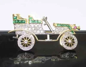 2.84Ct Round Cut Simulated Emerald Vintage Car Brooch Pin 14k Yellow Gold Plated - Picture 1 of 7