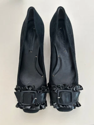 BCBG MAXAZRIA Black Block Heels 9B 39 Pumps Shoes Suede Leather Buckle - Image 1 of 4