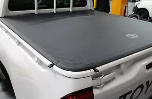TOYOTA HILUX TONNEAU COVER DUAL CAB J DECK JULY 2015> FLUSH MOUNT NEW GENUINE - Picture 1 of 7