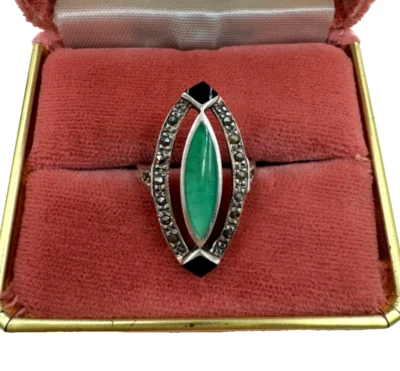 GORGEOUS ART DECO ARTS & CRAFTS RING STERLING SLVR GREEN JADE MARCASITE BLCK ONX - Image 1 of 4