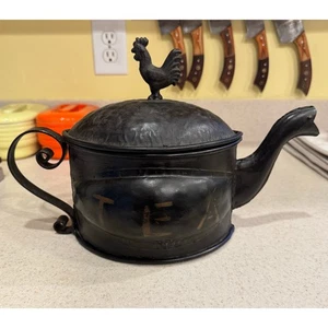 Decorative teapot with chicken figure on lid - Picture 1 of 11