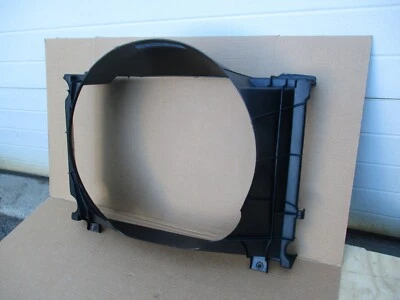 1976 1977 1978 1979 1980 1981 pontiac trans am firebird radiator fan shroud #2 Foto 1 de 4