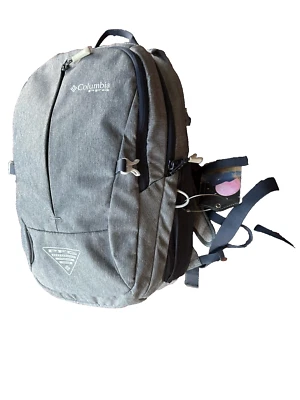 Columbia PFG 21 L Mochila Senderismo Paquete de Día 18.9"X10.2"X5.3" Etiqueta con Nombre 11 Bolsillos Foto 1 de 4