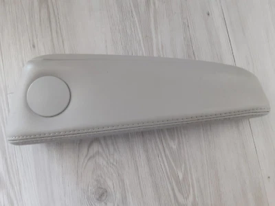 2007-2010 GMC ACADIA 2-Й РЯД СИДЕНЬЕ ПОДЛОКОТНИК ПРАВАЯ ПАССАЖИРСКАЯ СТОРОНА OEM * - Изображение 1 из 4