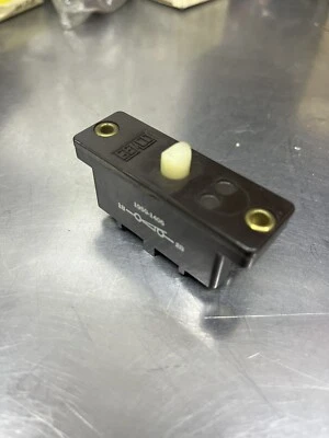Interruptor de límite Gemco 1950-1406 nuevo stock antiguo  Foto 1 de 4