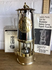 Protector Type 6 Miners Lamp with Working Relighter, Serviced + Spares #81- 1979 - Picture 1 of 12