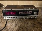 Vintage Sears and Roebuck AM FM Stereo Radiowecker rot LED Display 668.23900