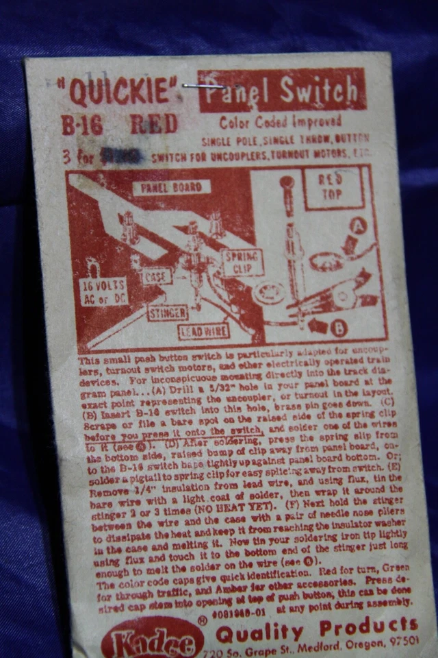 K8X01 - Kadee - Quickie Panel Switch RED - [Manu. Number  B-16] - Image 1 of 1