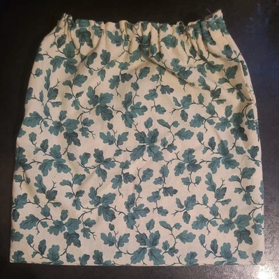 Arthur Sanderson & Sons - 1991 Vintage - Oak leaves? - Bag - 32cm x 60cm - Rare? - Image 1 of 4