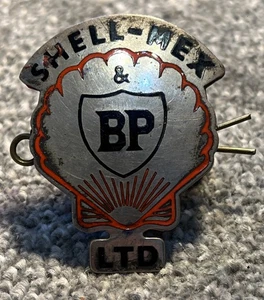 SHELL MEX & BP LTD PETROLEUM TANKER DRIVERS CAP BADGE-GARAGE OIL ADVERTISING - Picture 1 of 4