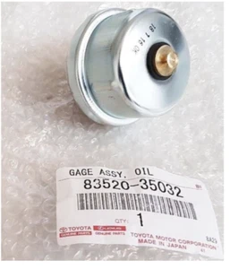 TOYOTA GENUINE 4RUNNER COROLLA CELICA SUPRA OIL PRESSURE GAGE SENSOR83520-35032 - Picture 1 of 1