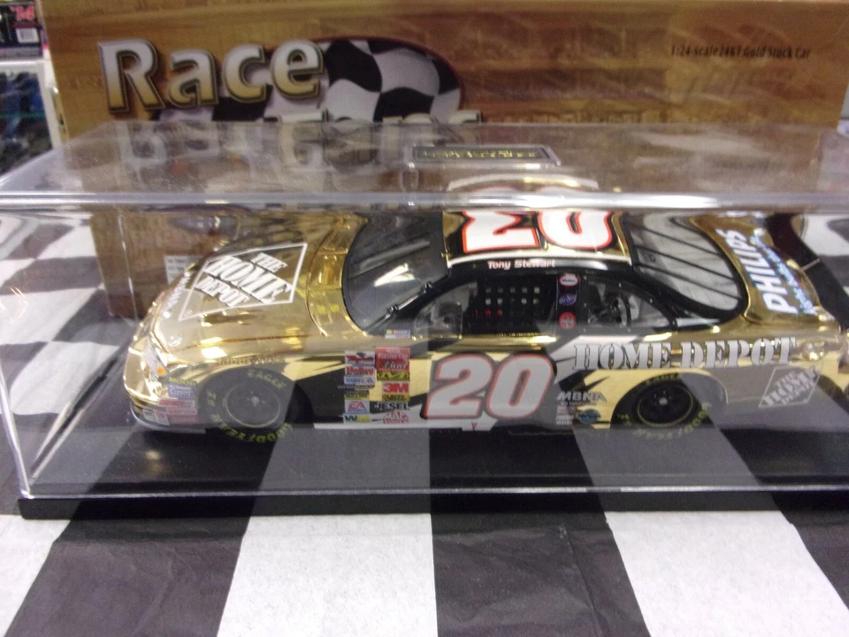 Tony Stewart #20 Casa Depot / 2002 Winston Coppa Campionato Monte Carlo 1:24 - Immagine 1 di 4