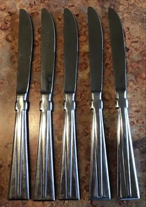 Set of 5 Reed & Barton COSTA BRAVA Dinner knives Stainless Select Korea Knife - Picture 1 of 2
