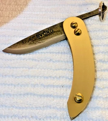 Cuchillo Svord Campesino Latón Acero al Carbono (Llavero Chapado en Oro y Anillo de 30MM Añadido) Foto 1 de 4