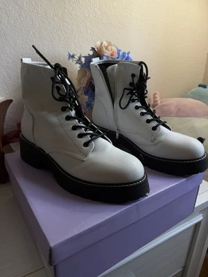 Botas de Combate Madden Girl Para Mujer Talla 7.5 Cremallera Lateral Con Cordones Blancas Motociclista Gótico Punk Foto 1 de 4