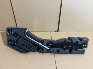 VW Passat B8 Wagenheber Bordwerkzeug 3G0012115H 3G0.012.115.H - Bild 1 von 4