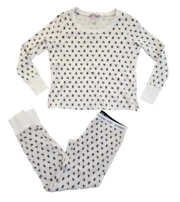 Conjunto de pijama térmico tejido con logotipo de Victoria's Secret Henley manga larga talla mediana usado en excelente estado Foto 1 de 4