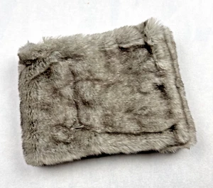 Uniqlo Reversible Faux Fur Wool Sweater Scarf Button Closure - Picture 1 of 9