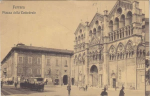 Ferrara - Piazza della Cattedrale - Tram a Cavalli - Foto 1 di 2