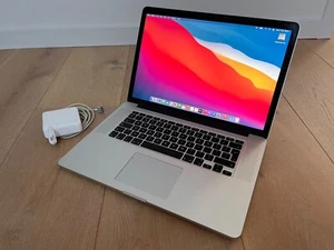 Macbook Pro 15" Retina Zilver 2,8GHz i7 16GB 1TB model Mid 2014 A1398 - Afbeelding 1 van 15