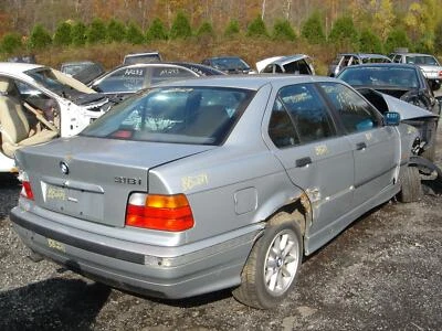 97 BMW 318 SERIES Chassis Brain Box - Image 1 of 4