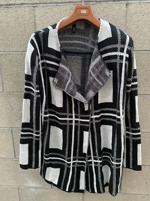 Elan Black/White  Cardigan Long sleeves Sweater Size Various NWT Foto 1 de 4