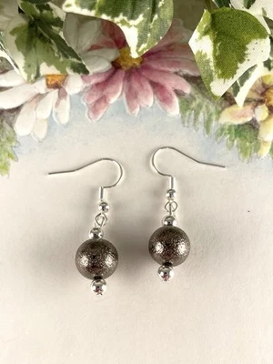 Pendientes colgantes de cuentas gris plata para mujer artesanales joyería de moda nuevos Foto 1 de 3