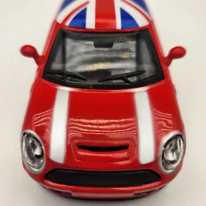 2012 Mini Cooper - With British Flag - Diecast Model - 1:32 Scale - Red - Picture 1 of 6