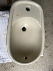 IDEAL STANDARD: BIDET "LIUTO" MONOFORO COLORE CHAMPAGNE, CODICE T504800 - Foto 1 di 4