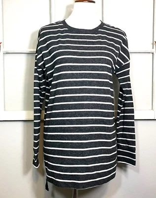 LOU & GREY Women's Striped Gray/White Small Oversized Side Zipper Sweater — 第 1/4 张图片