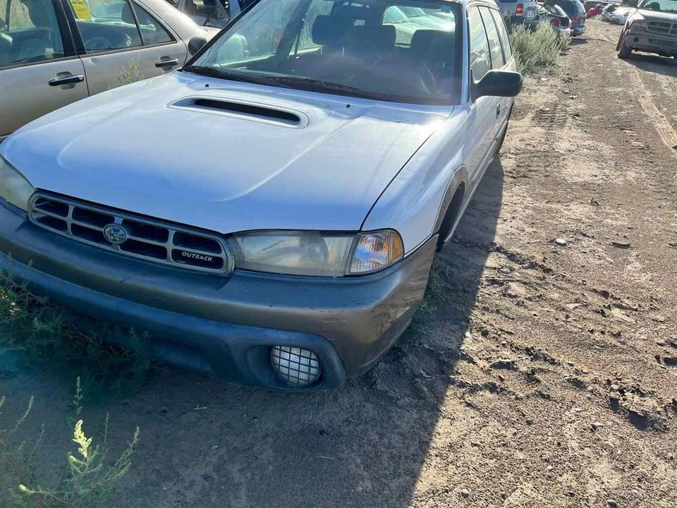 Used Rack and Pinion Assembly fits: 1998 Subaru Legacy Power Rack and Pinion LHD Foto 1 de 4