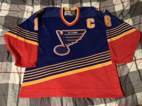 CCM Vintage St. Louis Blues Brett Hull Hockey Jersey Size Large Cover