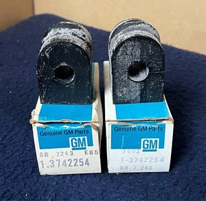 Corvette Rear sway bar Frame Bushings (2) - 1965-7 -NOS - GM# 3742254 - Picture 1 of 5