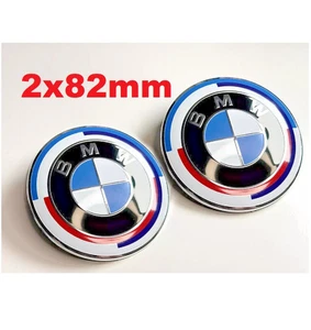 2 pieces SET BMW 82mm bonnet AND trunk emblems FOR E36 E32 E34 E60 E38 E84 F01 - Foto 1 di 10