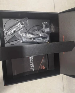 ASUS Rog X570 Crosshair VIII Formula C8F AM4 DDR4 Motherboard 99% NEW WITH BOX - Picture 1 of 4