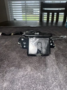 2004-2010 Toyota Sienna Rear Hatch Door Power Motor Latch Lock Actuator OEM - Picture 1 of 4